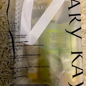 White Tea & Citrus Satin Hands® Pampering Set